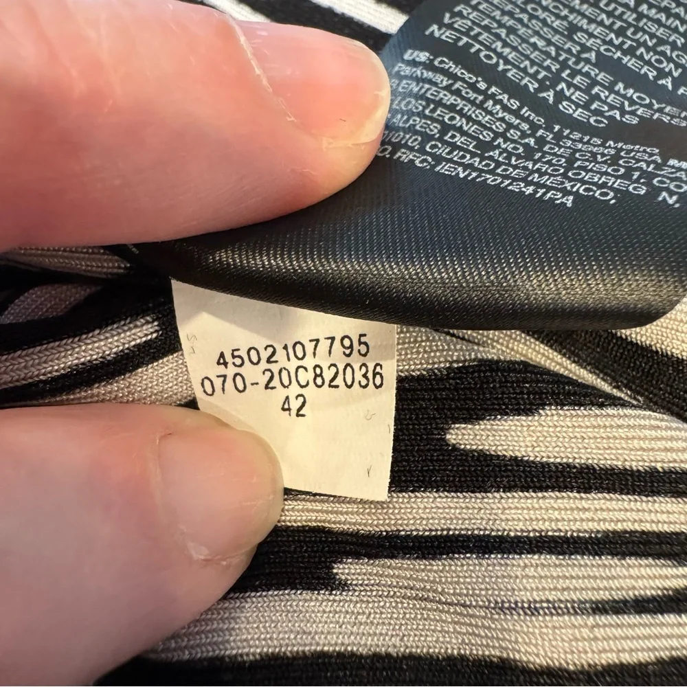 Chico's Traveler’s Black and White Abstract Print Tie Waist Jumpsuit Sz. 2 12/14